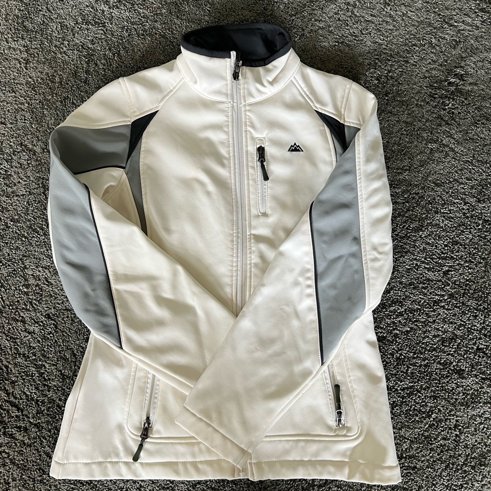 Small, fitted white snow jacket